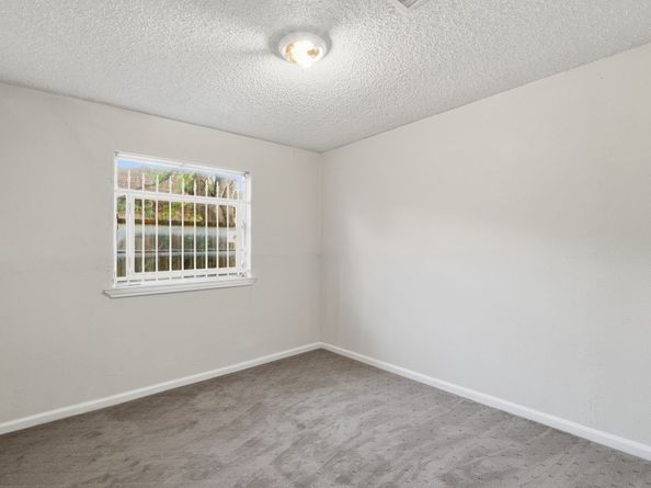 535 Edgebrook Drive, Houston TX 77034