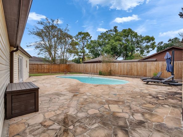 15703 Crestbrook Drive, Houston TX 77059