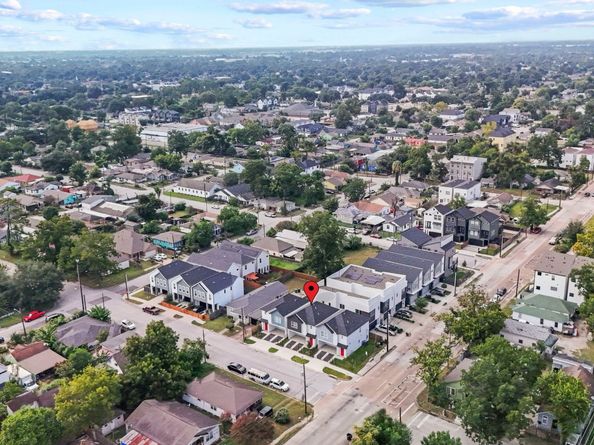 1513 Egypt Street, Houston TX 77009