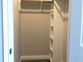 415 Sevenhampton Lane, Houston TX 77015