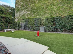 3333 Allen Parkway 1701, Houston TX 77019