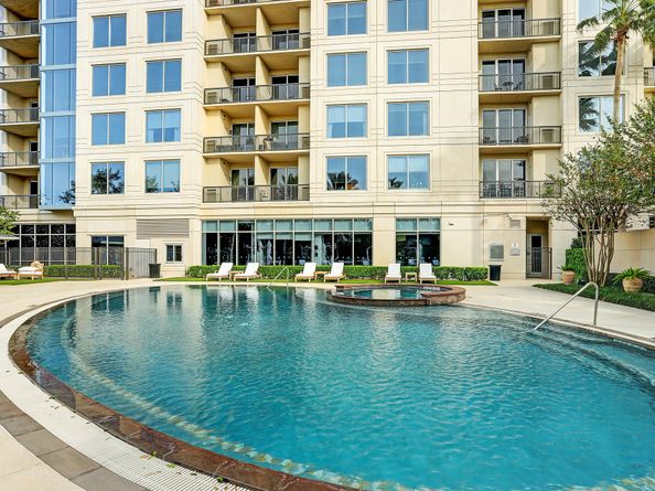 3333 Allen Parkway 1701, Houston TX 77019