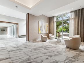 3333 Allen Parkway 1701, Houston TX 77019