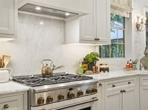 2207 Longmire Road, Conroe TX 77304