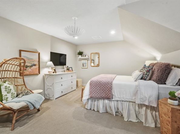 2207 Longmire Road, Conroe TX 77304