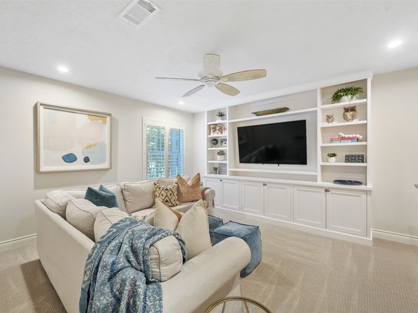 2207 Longmire Road, Conroe TX 77304