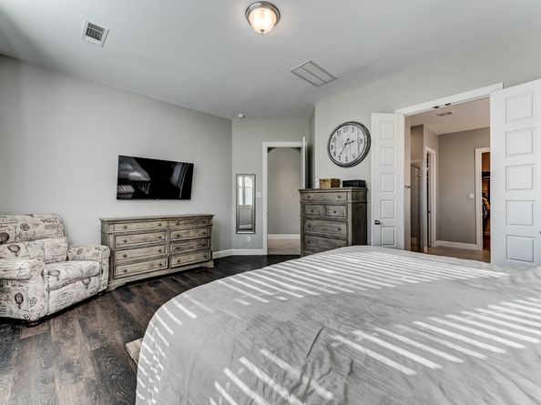 13306 Bardwall Lake Court, Houston TX 77044