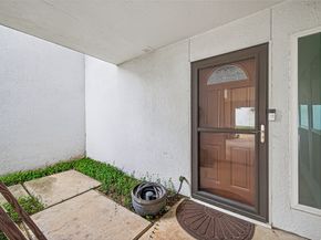 7655 S Braeswood Boulevard 47, Houston TX 77071