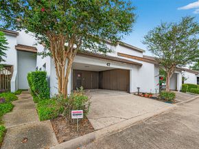 7655 S Braeswood Boulevard 47, Houston TX 77071