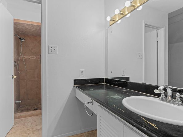 8918 Grape Street, Houston TX 77036