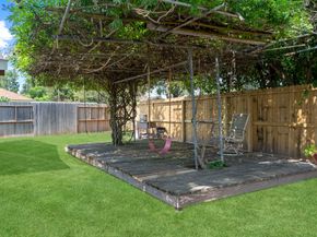 8918 Grape Street, Houston TX 77036