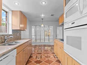 8918 Grape Street, Houston TX 77036