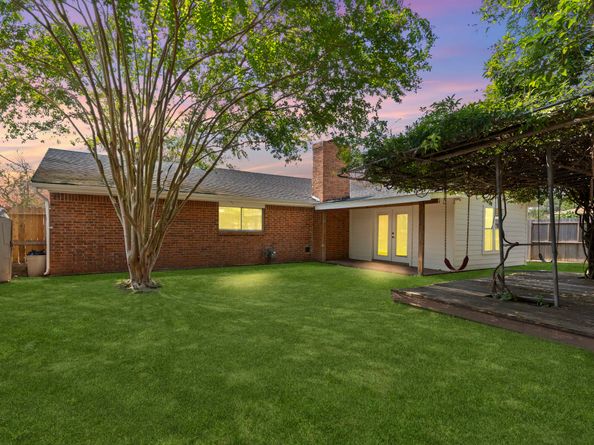 8918 Grape Street, Houston TX 77036