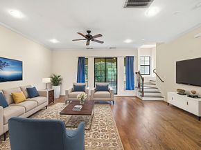 5310 Larkin Street B, Houston TX 77007