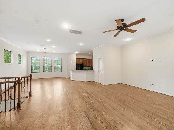 5310 Larkin Street B, Houston TX 77007