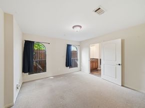 5310 Larkin Street B, Houston TX 77007