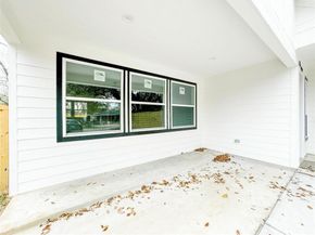 11514 Courtshire Road, Houston TX 77076