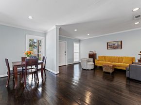 717 Sue Barnett Drive, Houston TX 77018