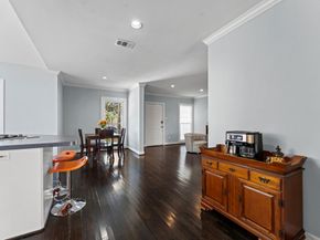 717 Sue Barnett Drive, Houston TX 77018