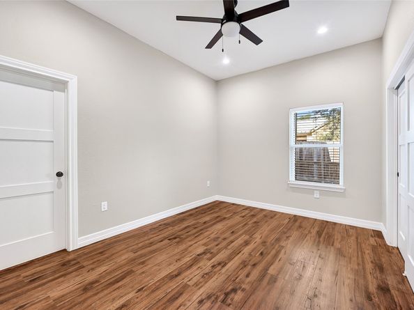 7045 Cayton Street, Houston TX 77061