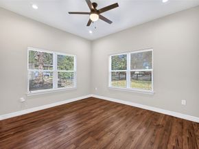 7045 Cayton Street, Houston TX 77061