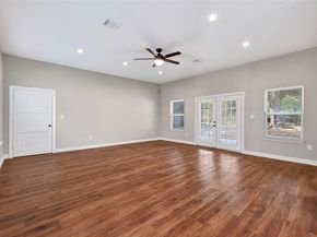 7045 Cayton Street, Houston TX 77061