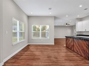 7045 Cayton Street, Houston TX 77061