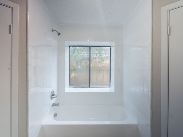 2302 Peaceful Valley Drive, Spring TX 77373