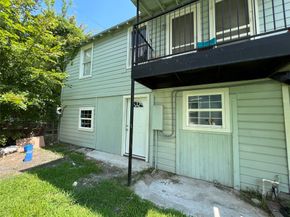 6823 Avenue E, Houston TX 77011