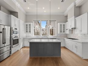 2710 Harvard Street, Houston TX 77008