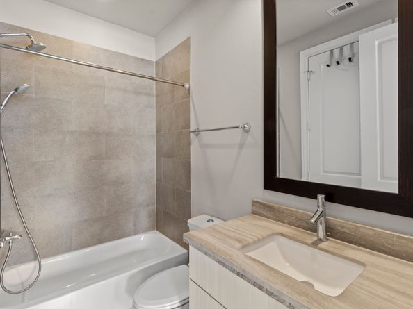 2710 Harvard Street, Houston TX 77008