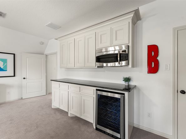 2 Knights Crossing Drive, The Woodlands TX 77382