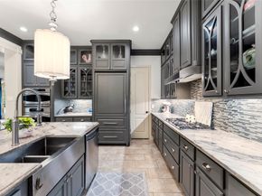 2 Knights Crossing Drive, The Woodlands TX 77382
