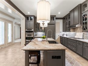 2 Knights Crossing Drive, The Woodlands TX 77382