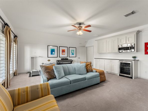 2 Knights Crossing Drive, The Woodlands TX 77382