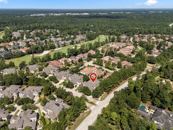 2 Knights Crossing Drive, The Woodlands TX 77382