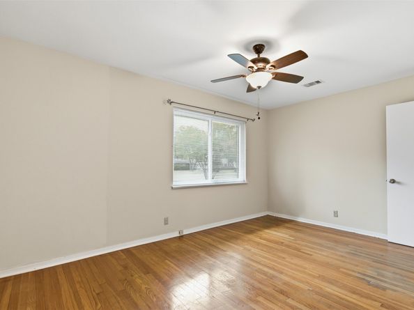 5622 W 43rd Street, Houston TX 77092
