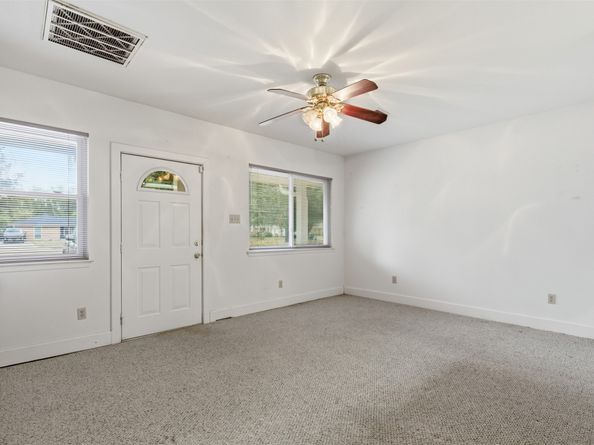 5622 W 43rd Street, Houston TX 77092