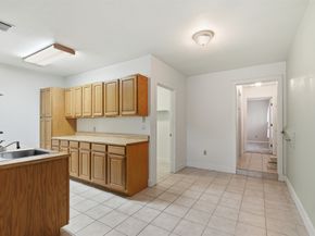 5622 W 43rd Street, Houston TX 77092