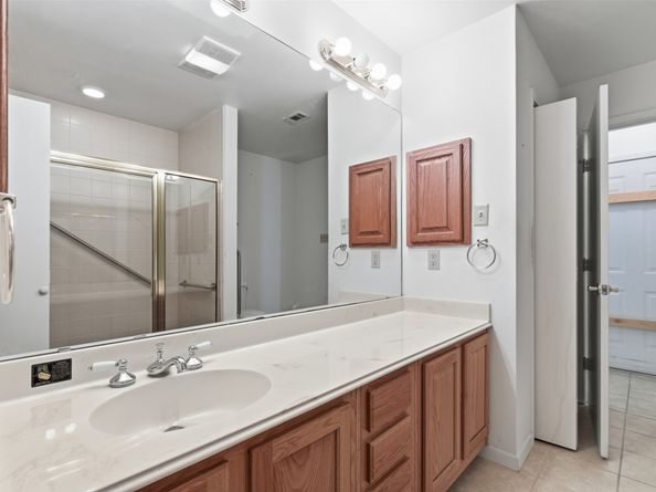 5622 W 43rd Street, Houston TX 77092