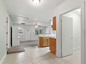 5622 W 43rd Street, Houston TX 77092