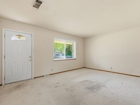5622 W 43rd Street, Houston TX 77092
