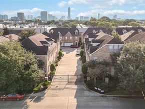 2827 Briarhurst Park, Houston TX 77057