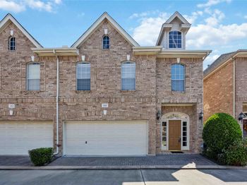 2827 Briarhurst Park