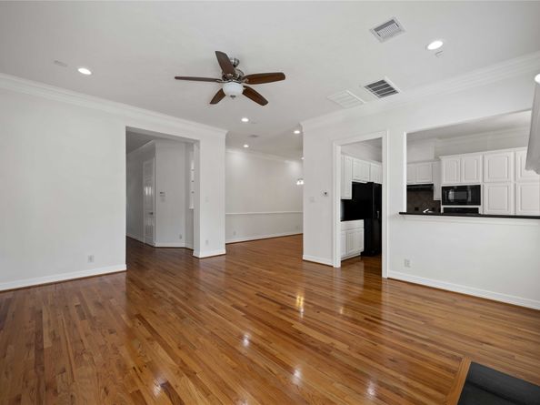2827 Briarhurst Park, Houston TX 77057