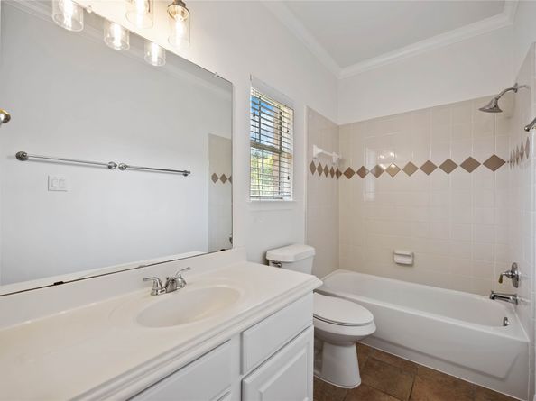 2827 Briarhurst Park, Houston TX 77057