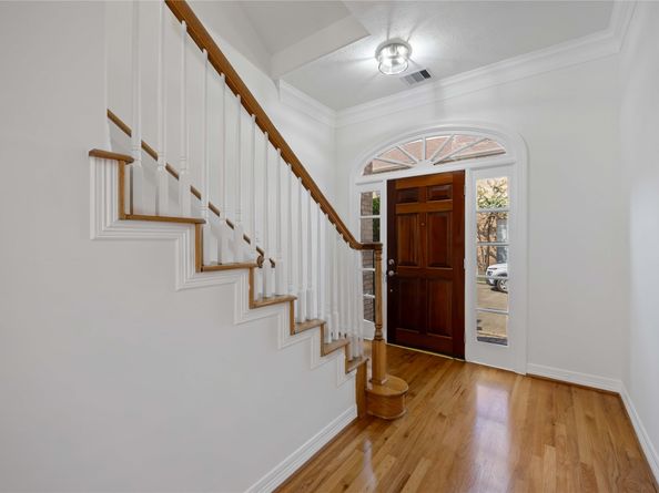 2827 Briarhurst Park, Houston TX 77057