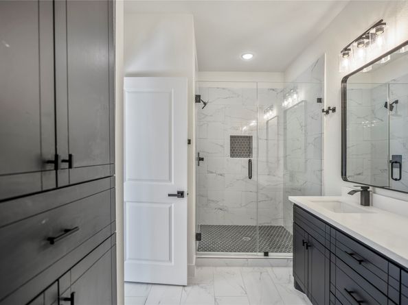 6324 Del Rio Street, Houston TX 77021