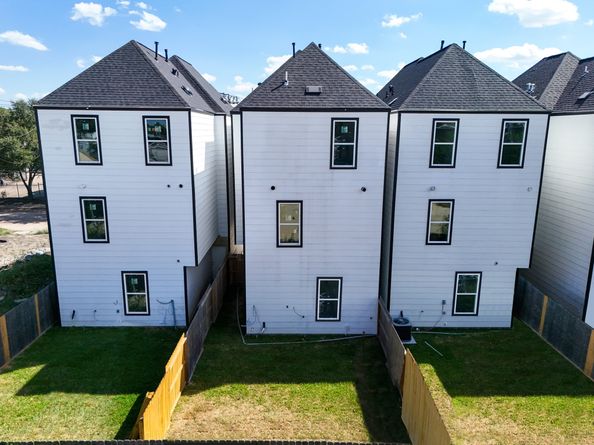 6324 Del Rio Street, Houston TX 77021