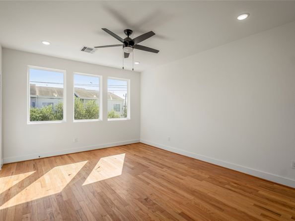 6324 Del Rio Street, Houston TX 77021